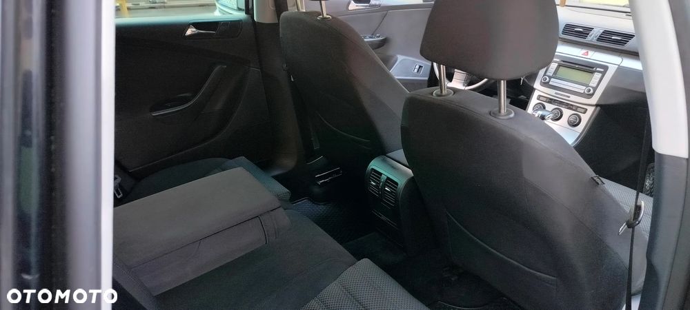 Volkswagen Passat 2.0 TDI DPF DSG Highline - 13