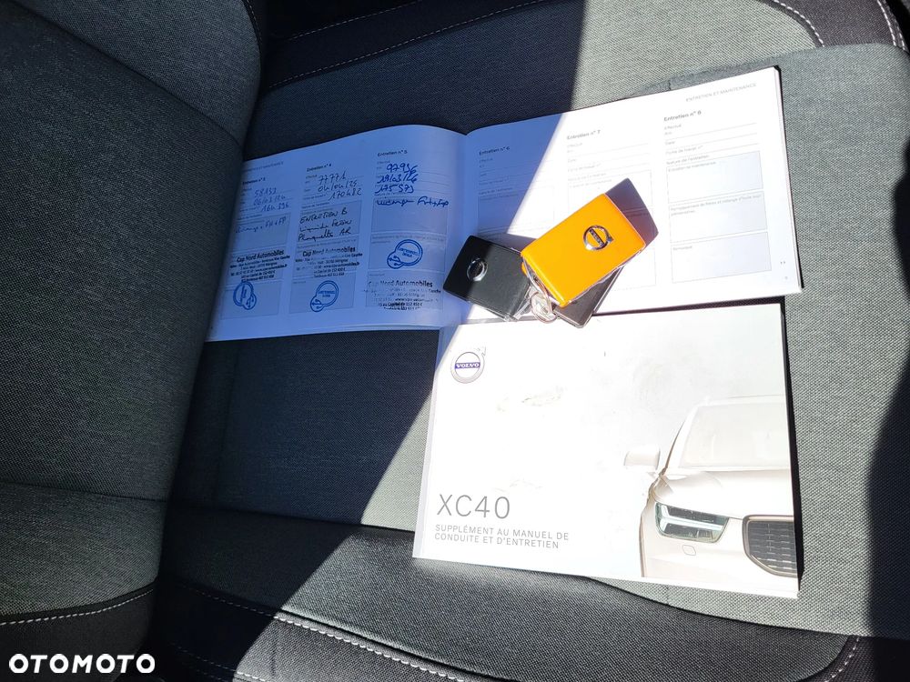 Volvo XC 40 T2 Momentum - 21