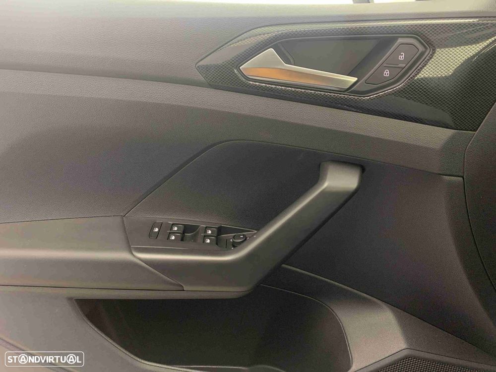 VW T-Cross 1.0 TSI Urban - 11