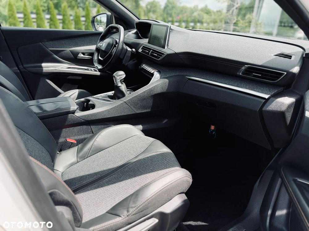 Peugeot 3008 BlueHDi 150 Stop & Start Allure - 22