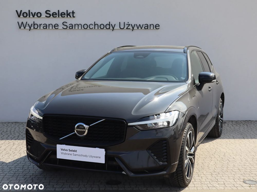 Volvo XC 60 T6 Plug-In Hybrid AWD Plus Dark - 2