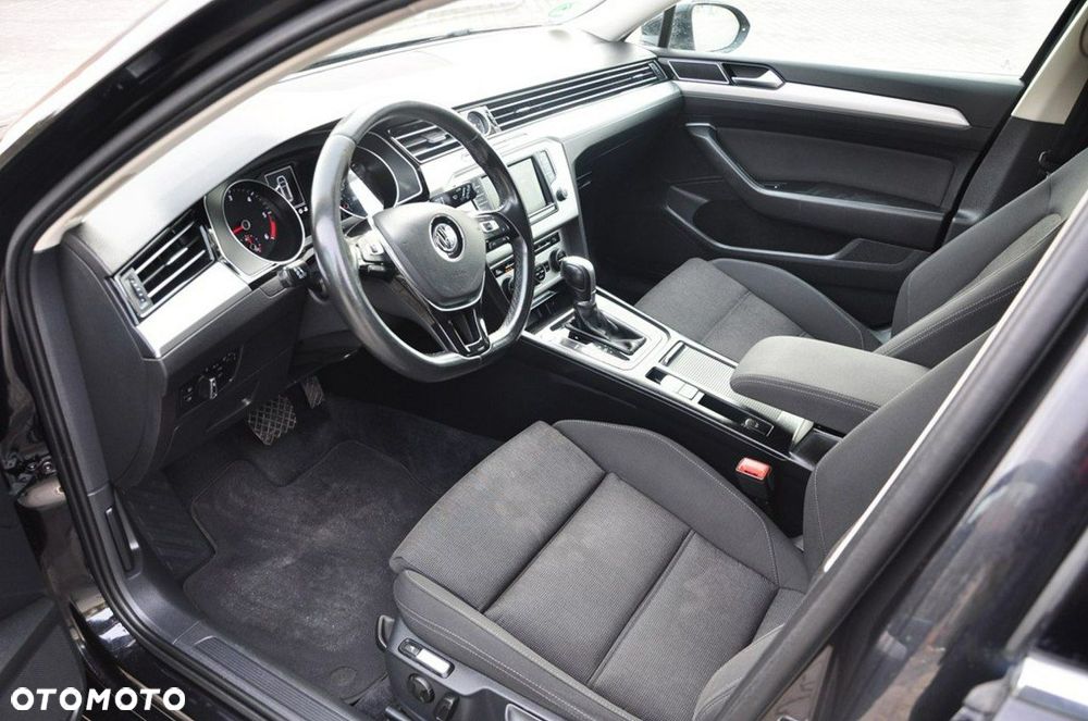 Volkswagen Passat Variant - 29