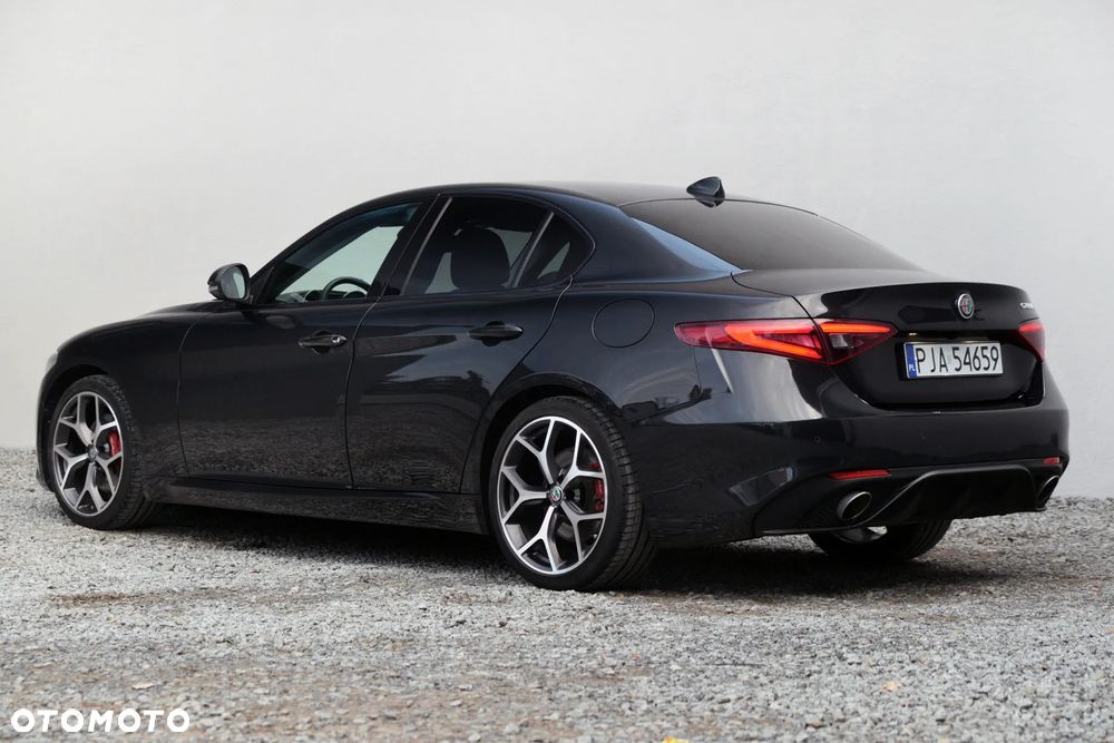 Alfa Romeo Giulia - 3