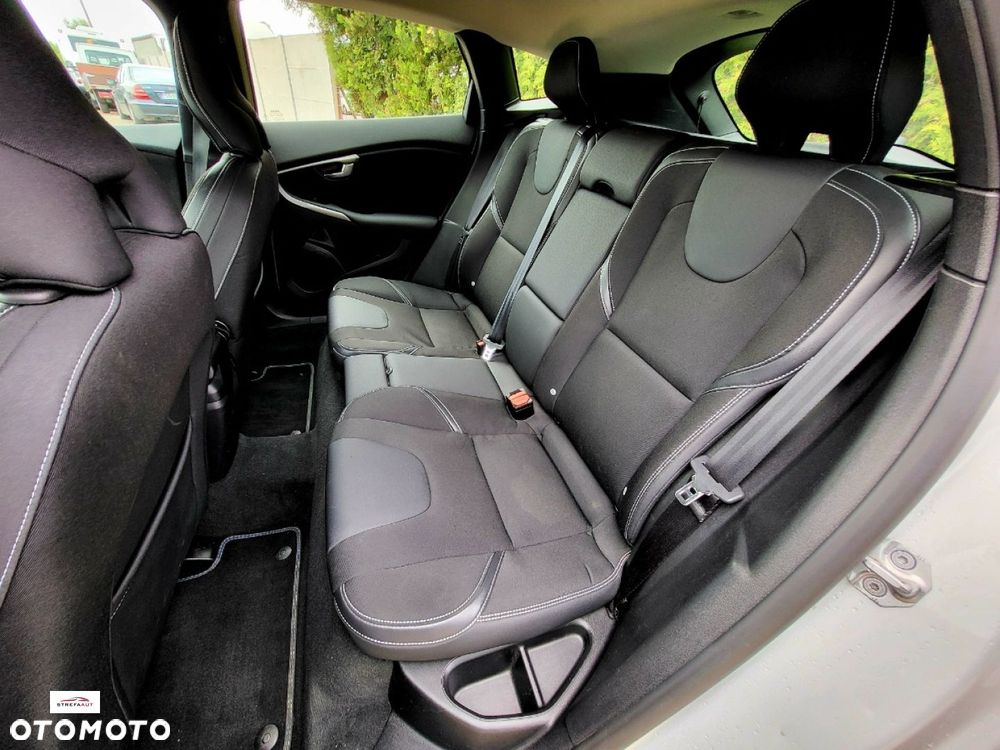 Volvo V40 - 6
