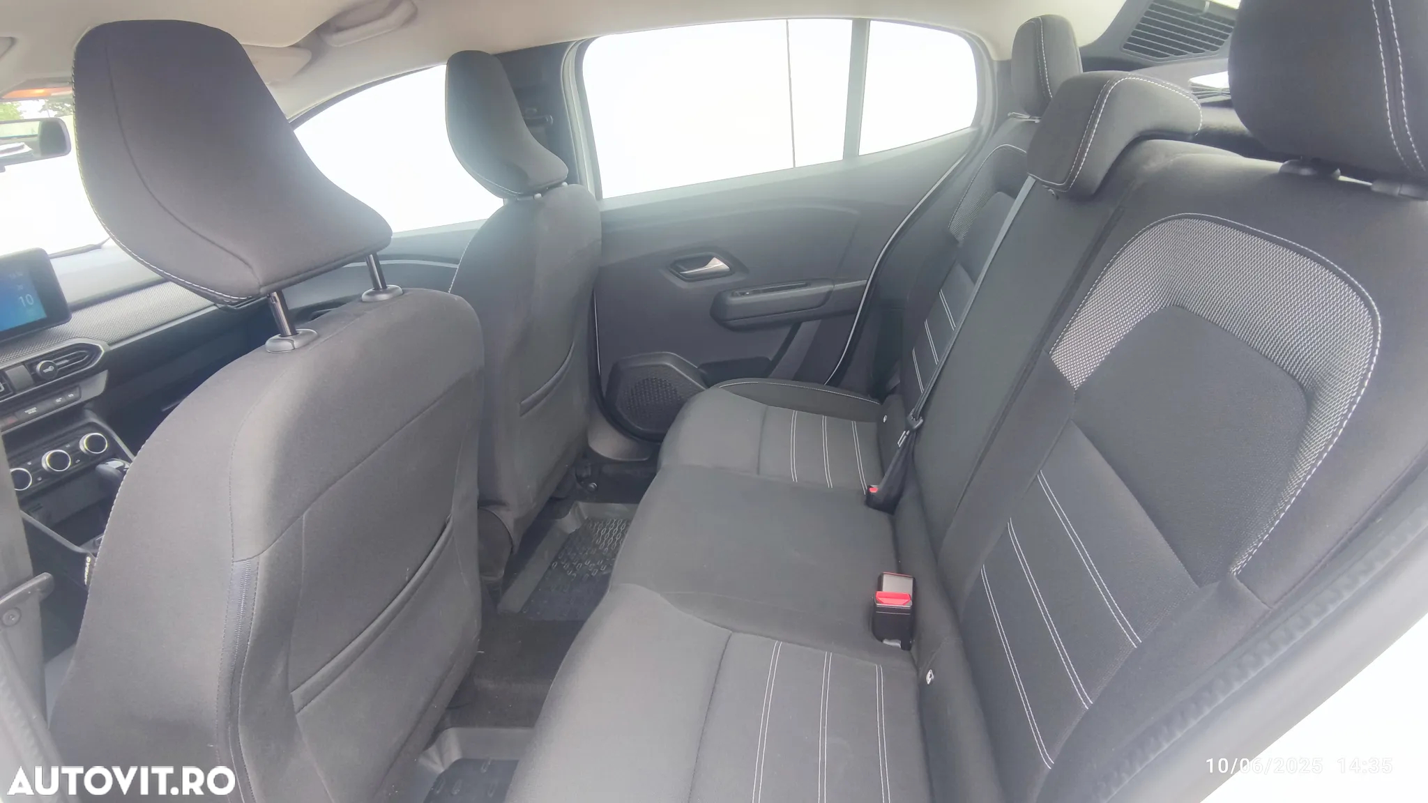 Dacia Logan TCe 90 CVT Comfort - 15