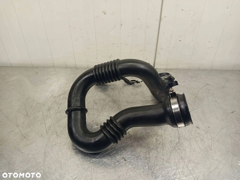 Wąż Rura intercoolera Renault Trafic II Opel Vivaro 2.0 DCI 8200470985 - 2