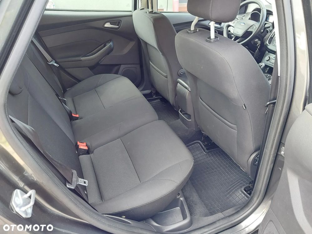 Ford Focus - 11