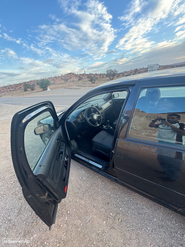 VW Golf - 11