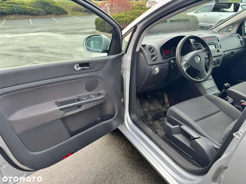 Volkswagen Golf Plus - 13