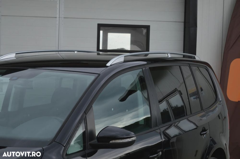 Volkswagen Touran 2.0 TDI BlueMotion Technology Comfortline - 12