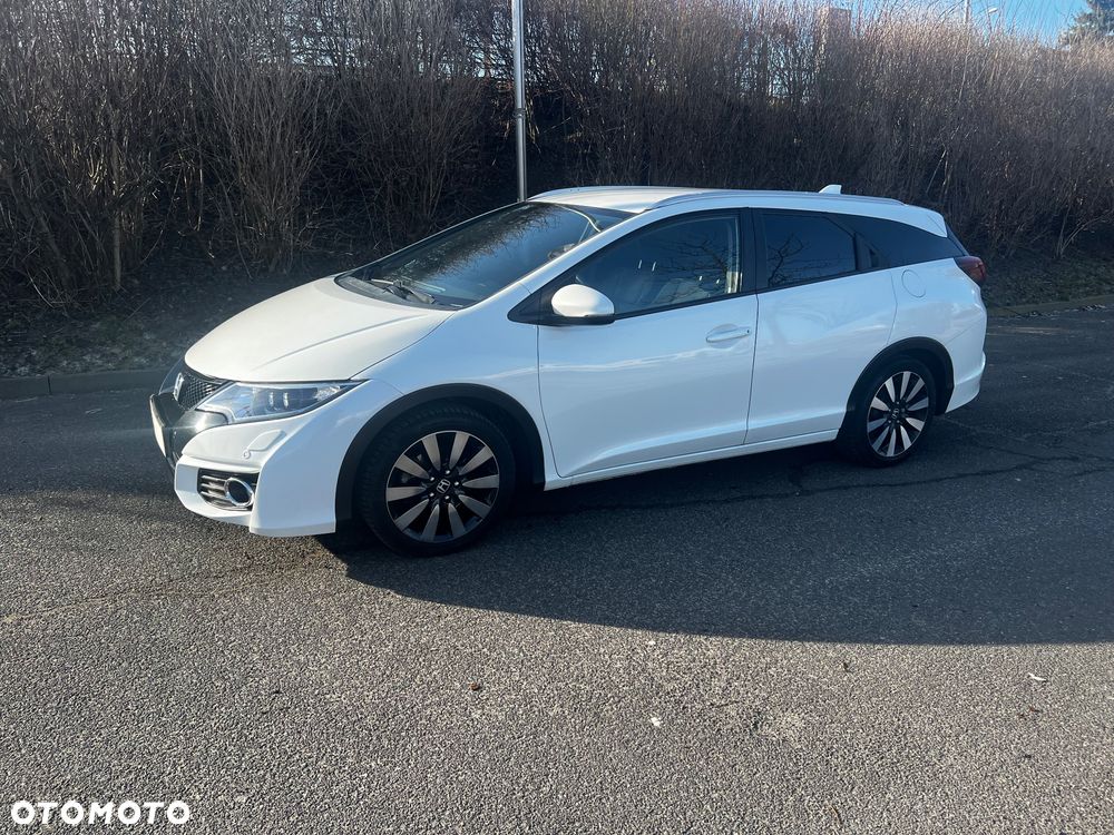 Honda Civic 1.8 Lifestyle (ADAS / Connect+) - 3