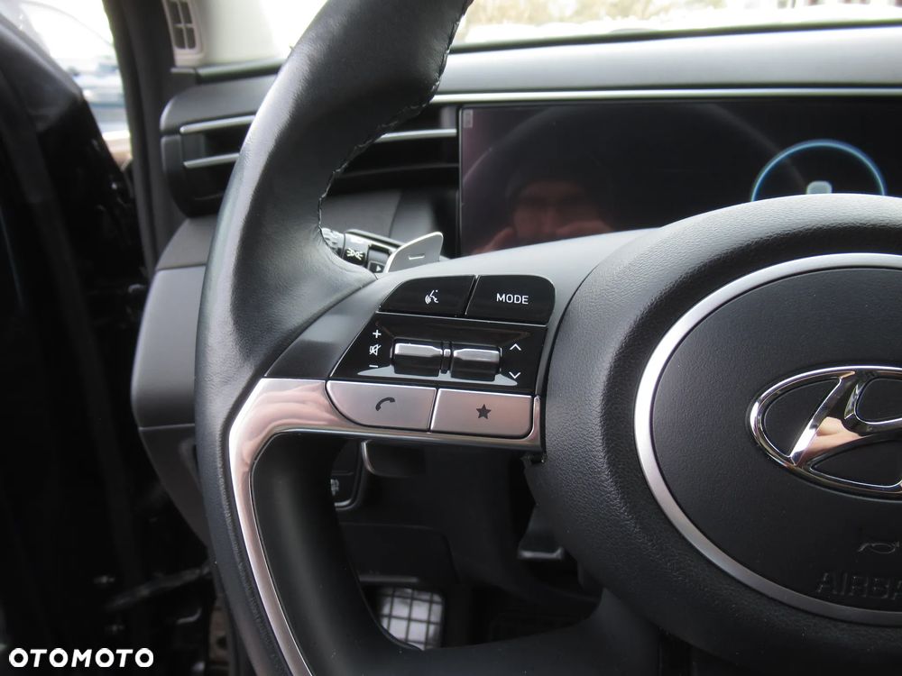 Hyundai Tucson 1.6 T-GDi HEV Executive 2WD - 14