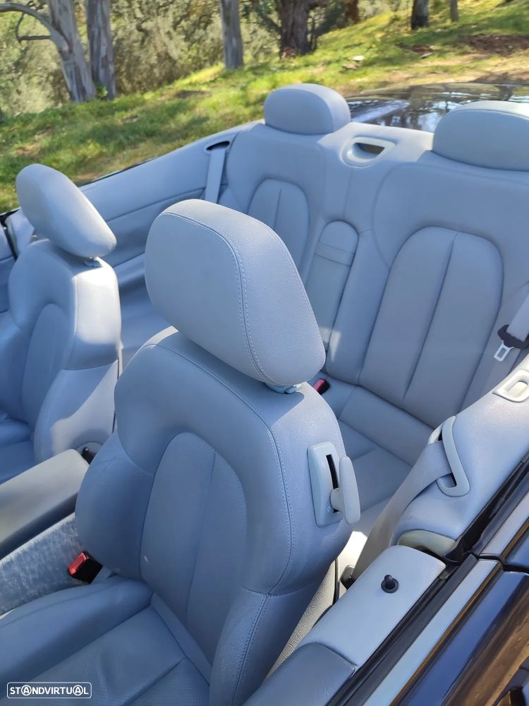 Mercedes-Benz CLK 230 - 4