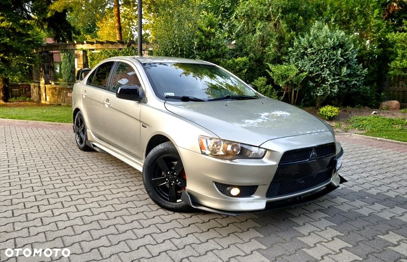 Mitsubishi Lancer 1.8 Instyle NAVI - 2