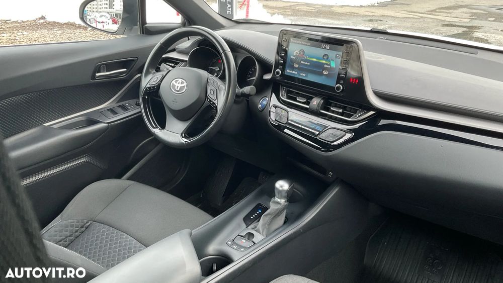 Toyota C-HR 1.8 HSD 122 CP 4x2 CVT Core - 12