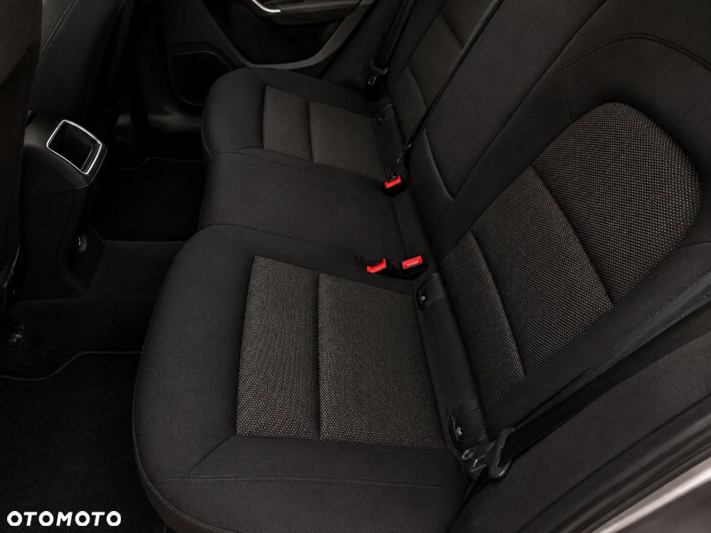 Audi Q3 - 18