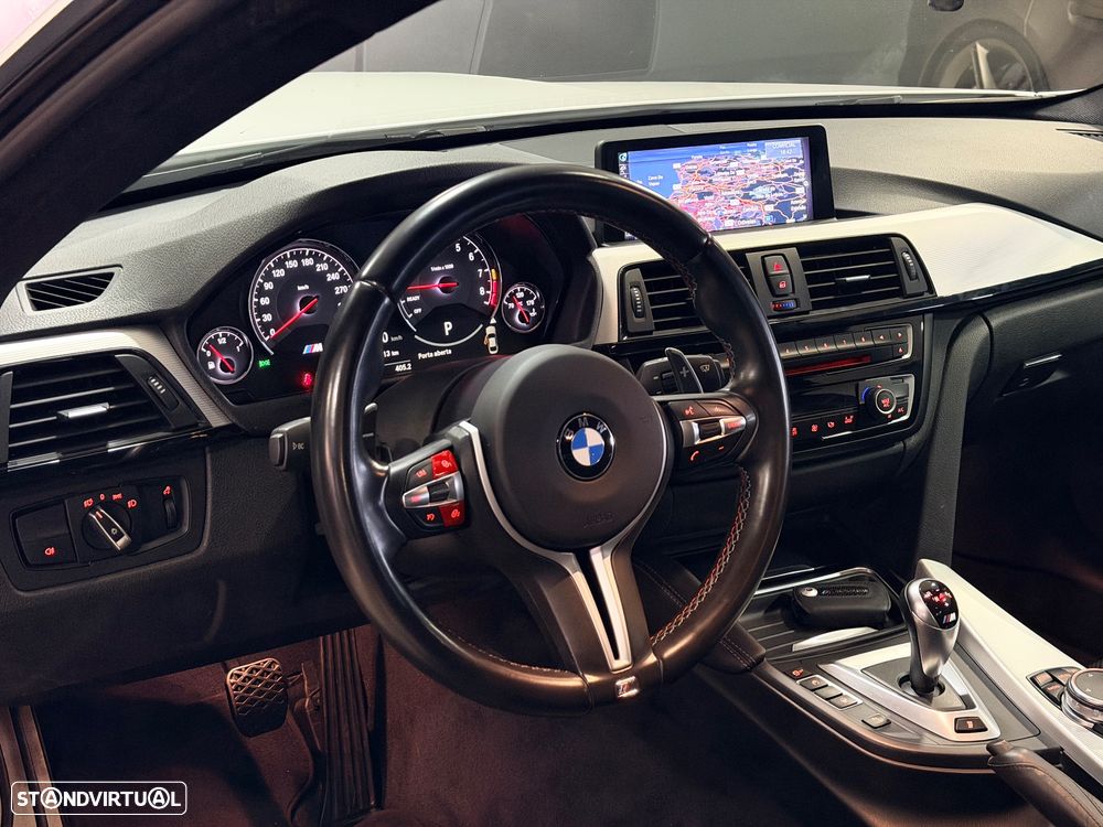 BMW M4 Auto - 4