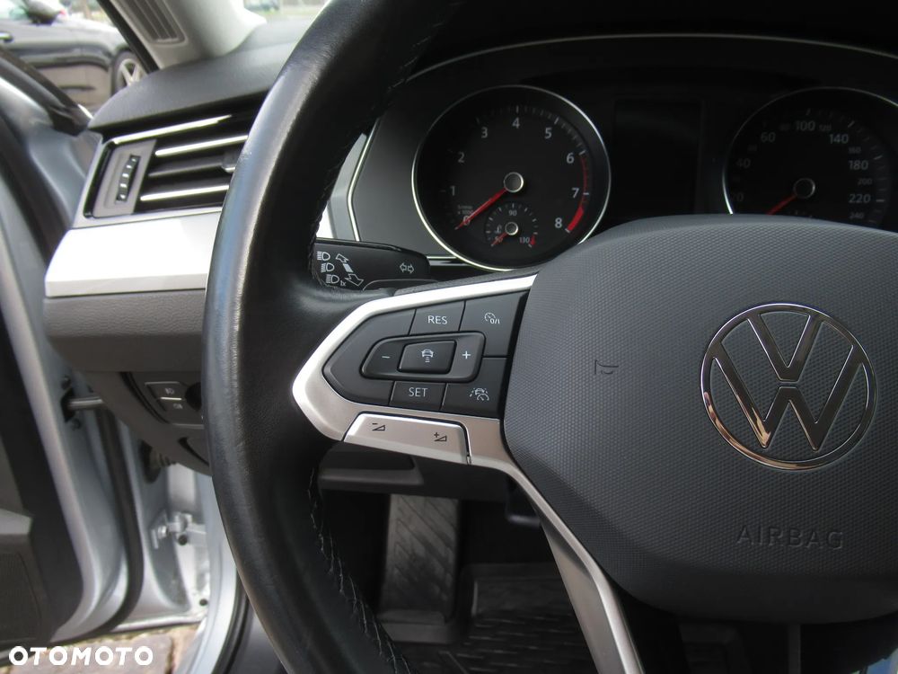 Volkswagen Passat 2023