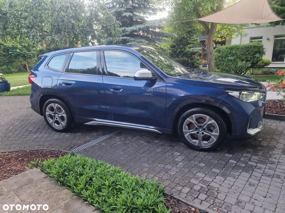 BMW iX1 xDrive30 66.5kWh xLine - 6