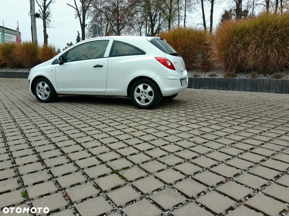 Opel Corsa - 3