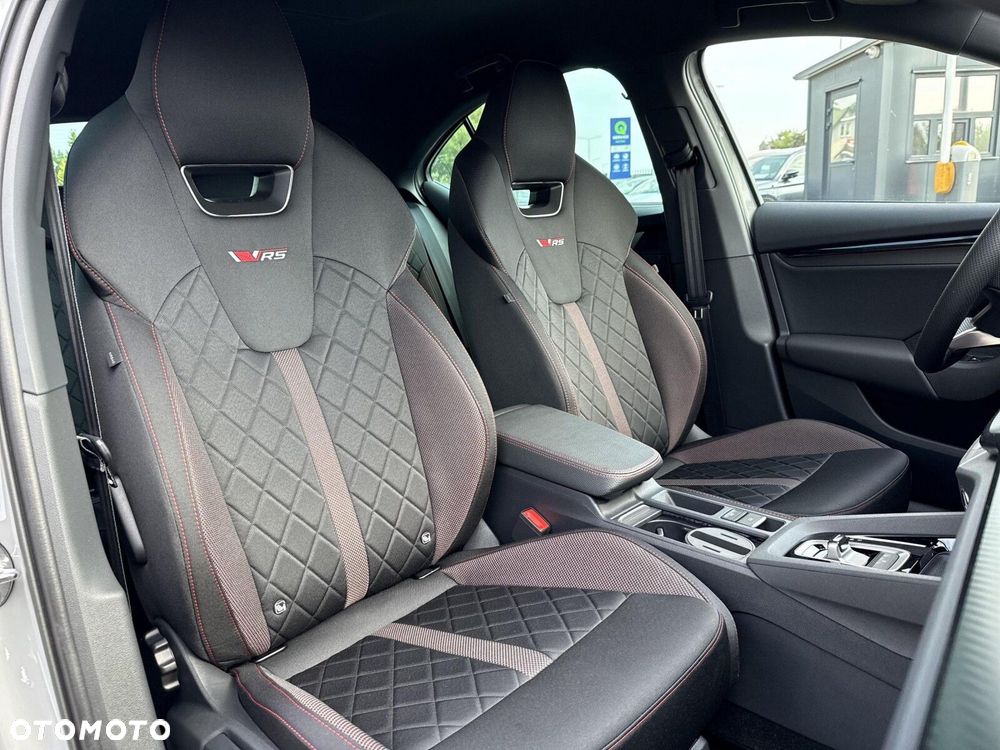 Skoda Octavia 2.0 TSI RS DSG - 21
