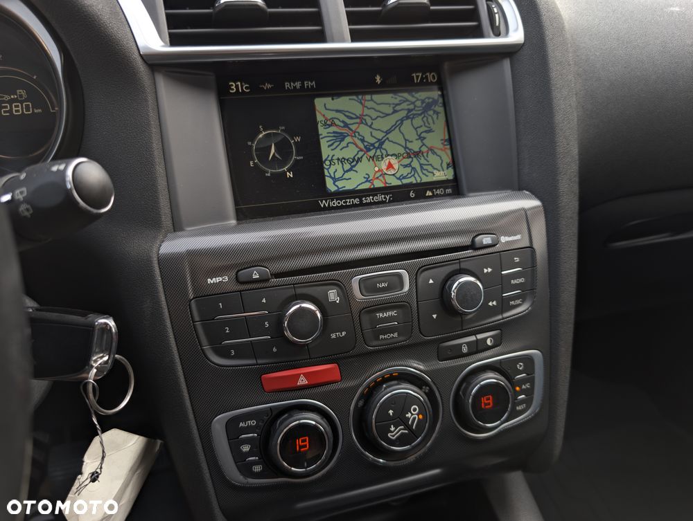 Citroën C4 HDi 90 Business Class - 20