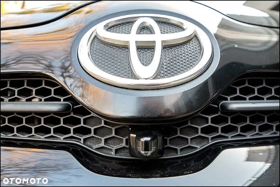 Toyota Corolla Verso - 16