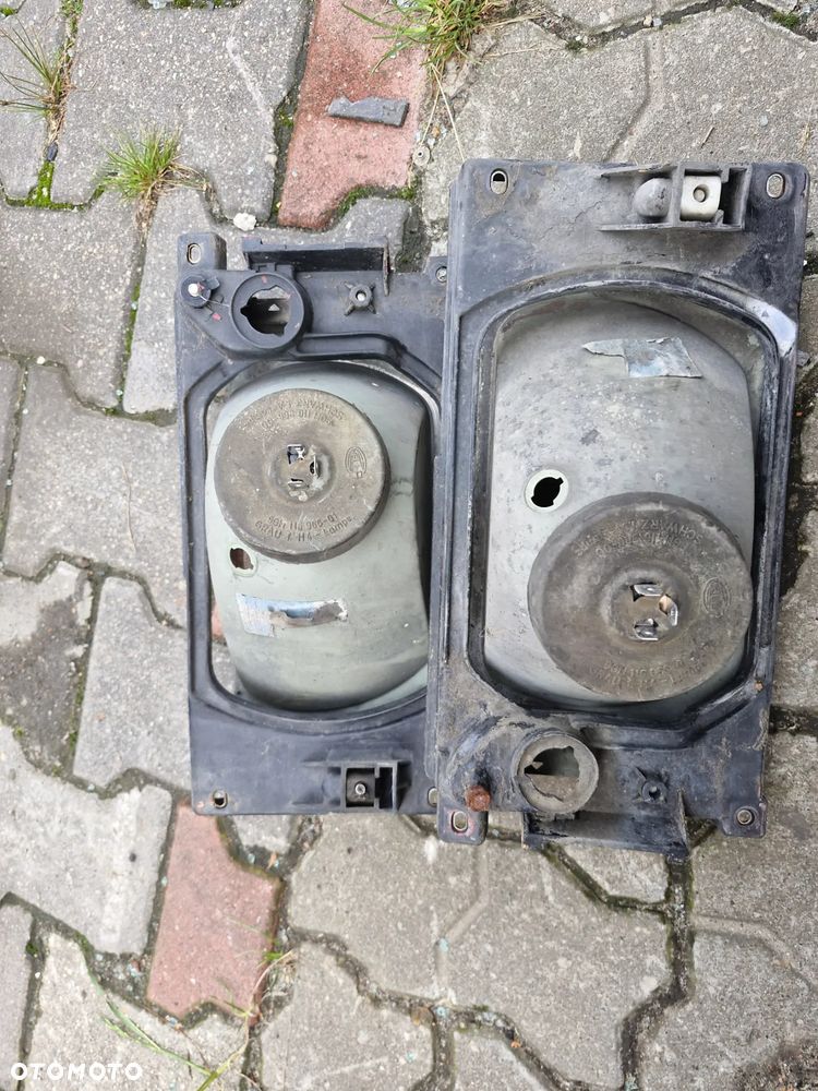 Lampa przód prawa lewa VW POLO II  90rok - 2
