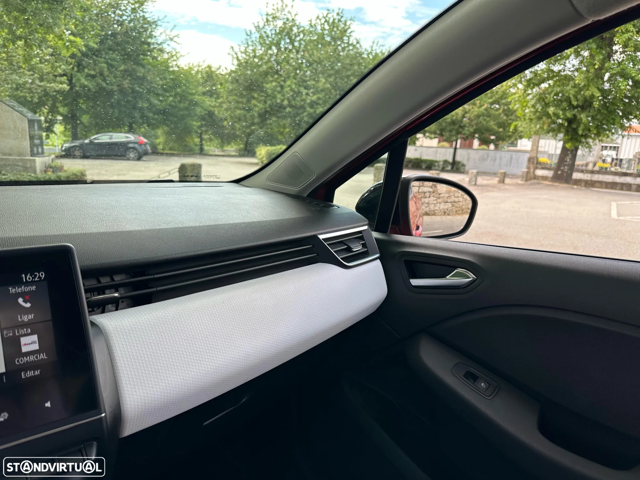 Renault Clio TCe 90 X-tronic TECHNO - 24