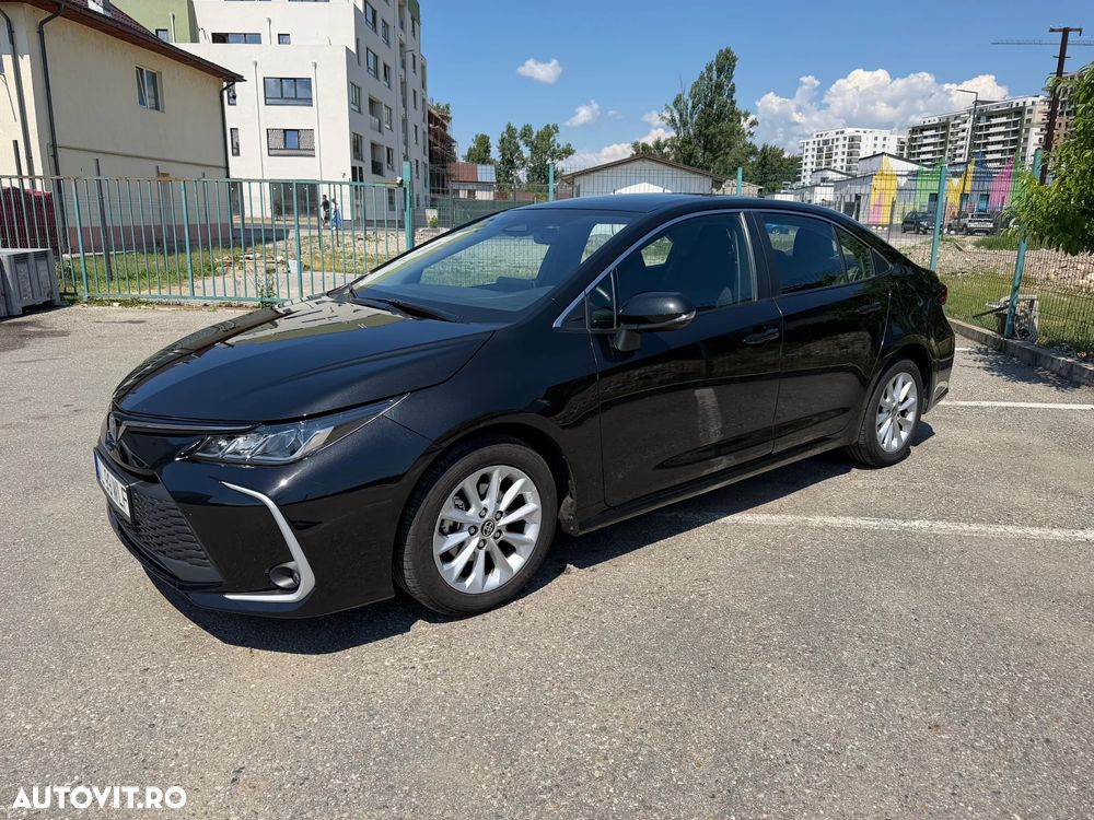 TOYOTA Corolla 2023 — imagine 3