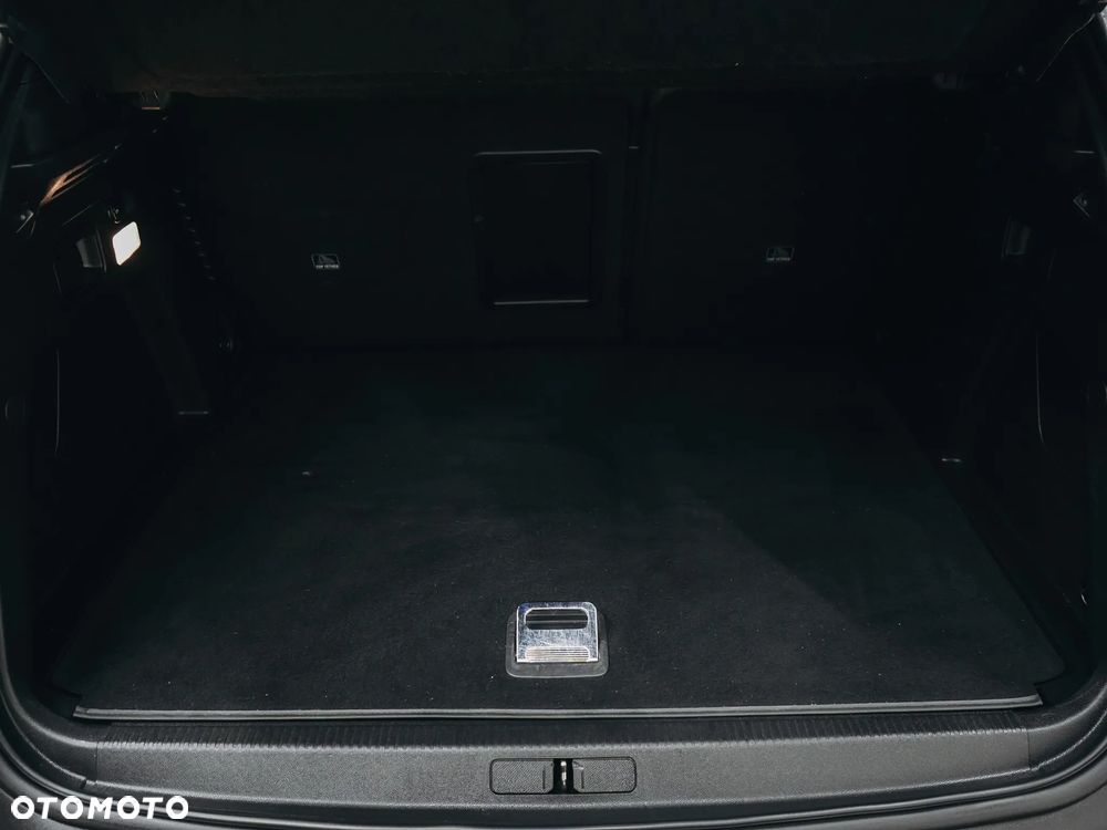 Peugeot 3008 225 e-EAT8 Allure - 31