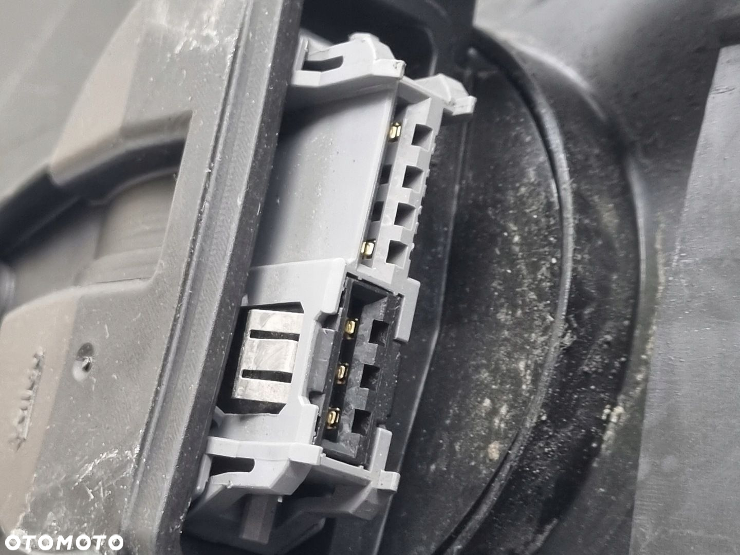 Volvo V60 S60 II PRZEDNIA LAMPA PRAWA prawy przód XENON EUROPA 31299991 - 9