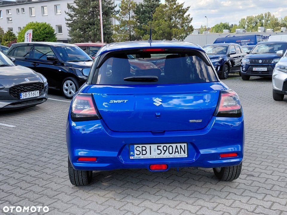 Suzuki Swift - 4
