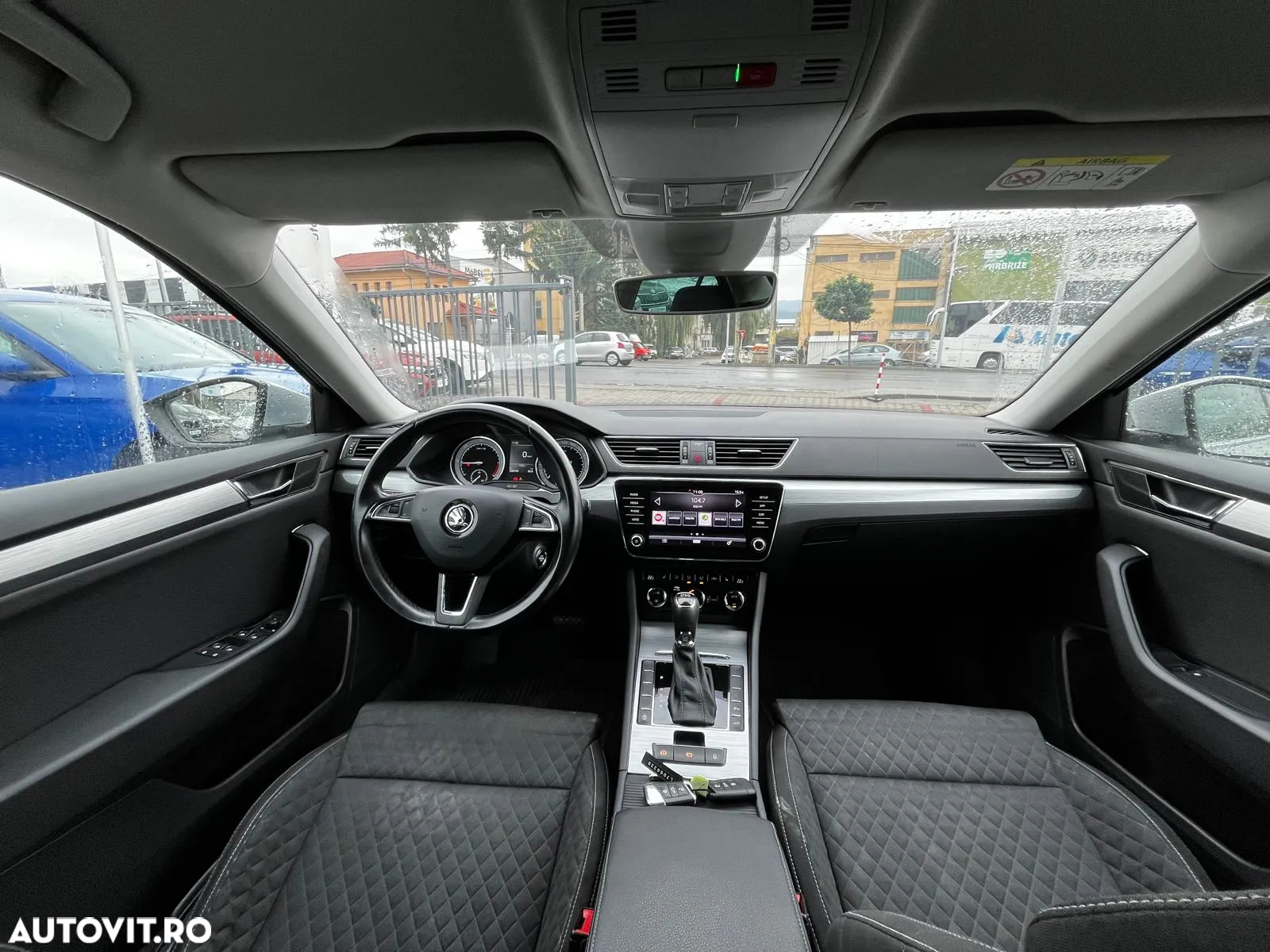 Skoda Superb 2.0 TDI DSG Ambition - 5