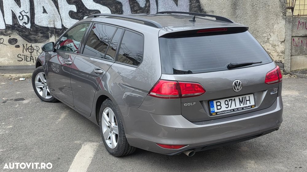 Volkswagen Golf 1.6 TDI BlueMotion Technology DSG Comfortline - 4