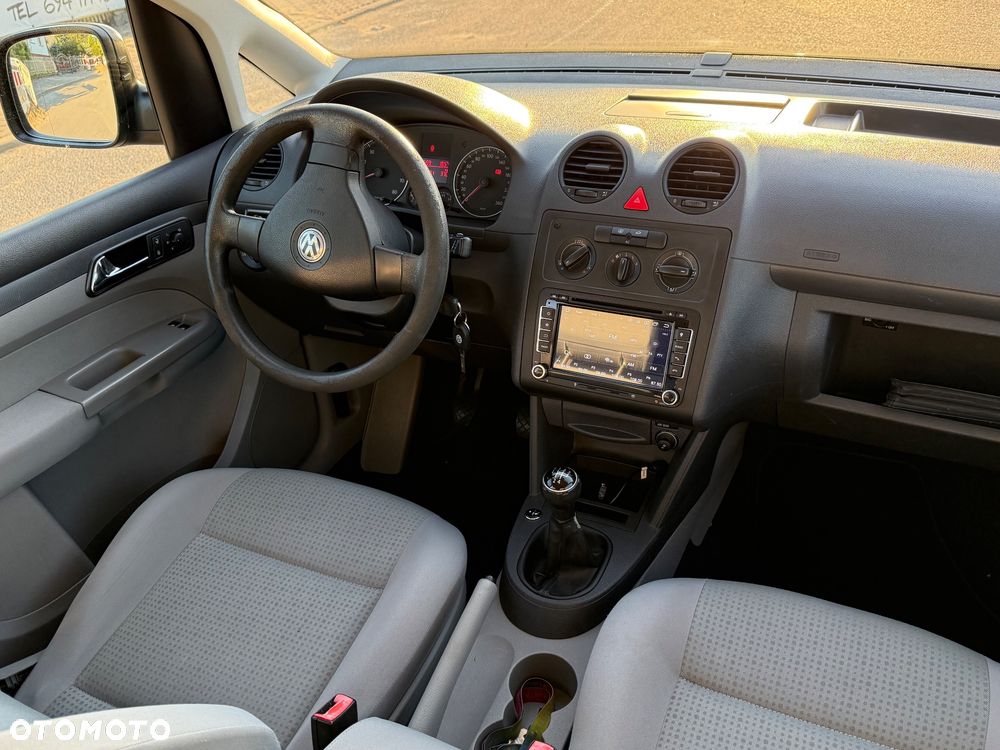 Volkswagen Caddy Life - 18