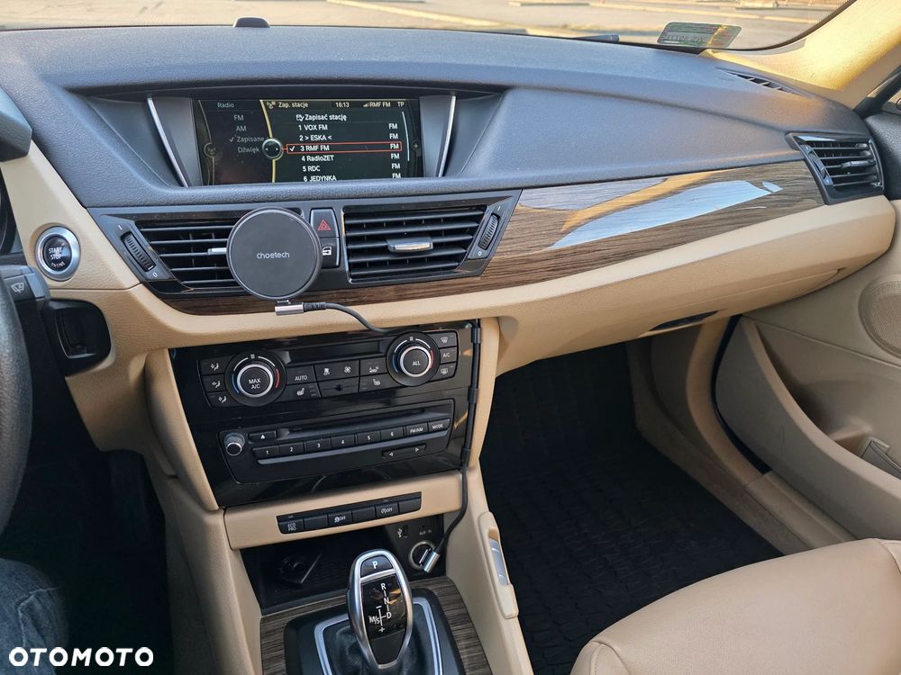 BMW X1 xDrive28i - 8