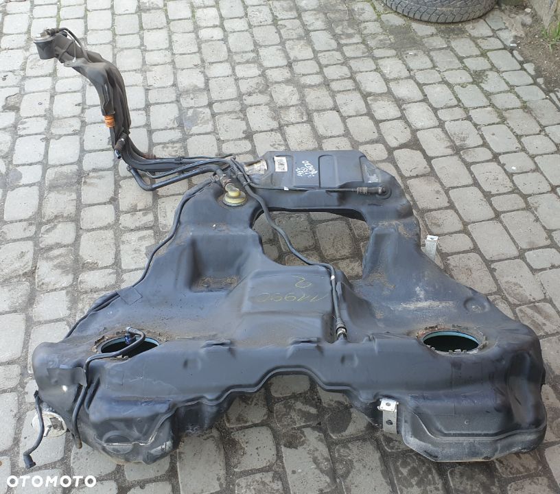 ZBIORNIK BAK PALIWA 8E0201022AT AUDI A4 B7 3.2 FSI QUATTRO BENZYNA - 2