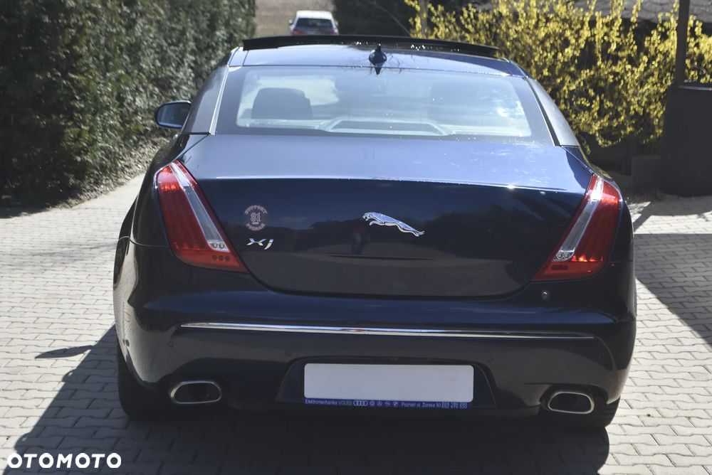Jaguar XJ 3.0 V6 S Premium Luxury - 6
