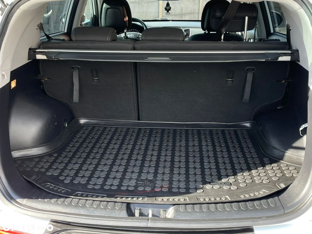 Kia Sportage 1.6 GDI L 2WD - 13