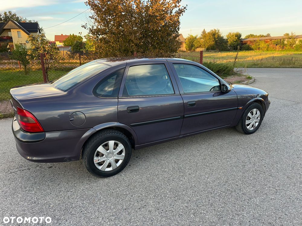 Opel Vectra - 2