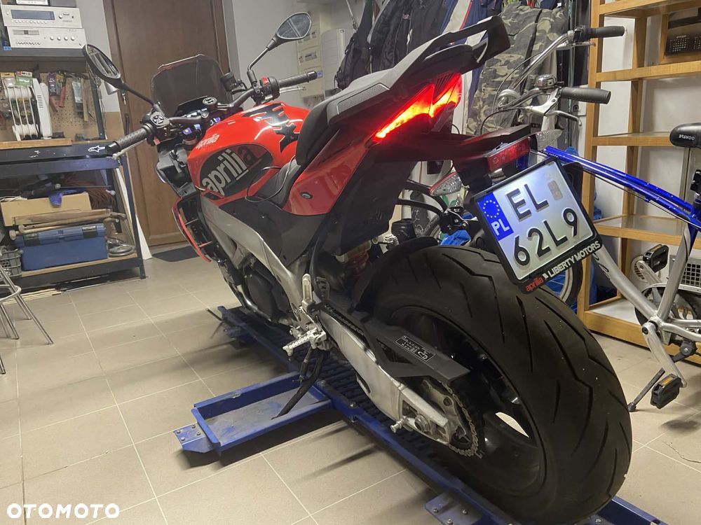 Aprilia Tuono - 11