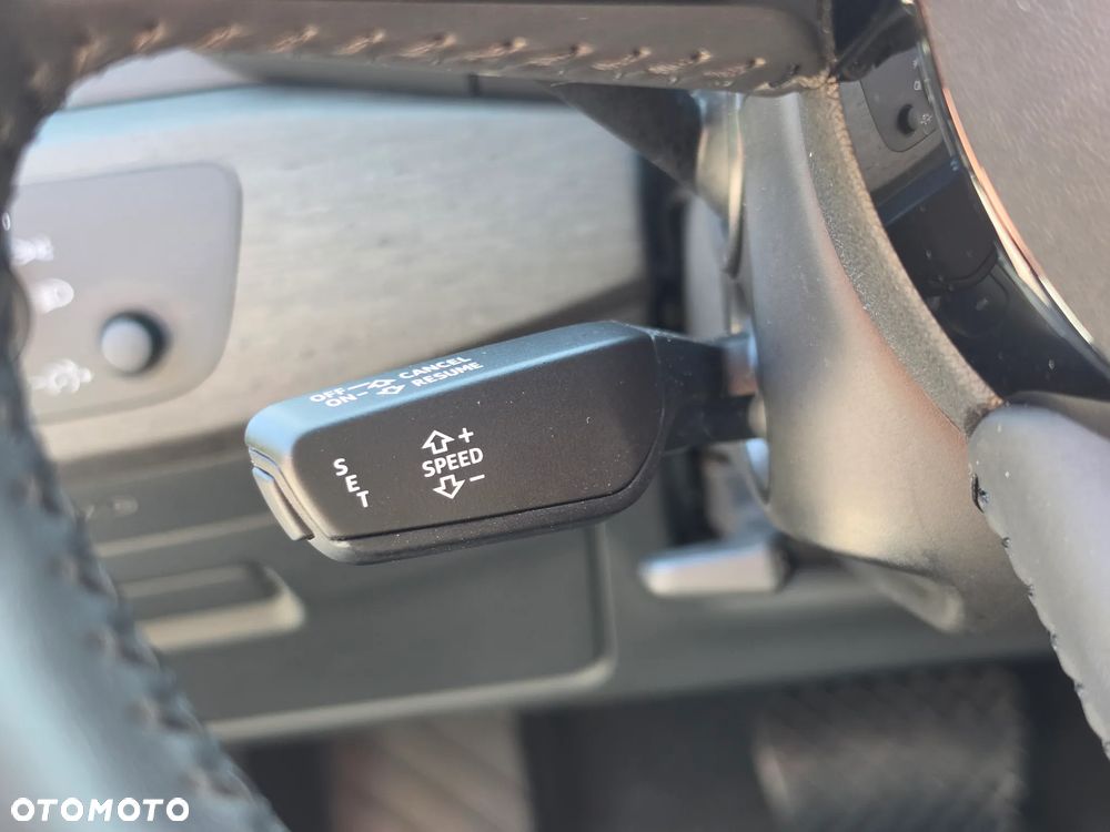 Audi A4 Limousine 40 TFSI S tronic design - 21