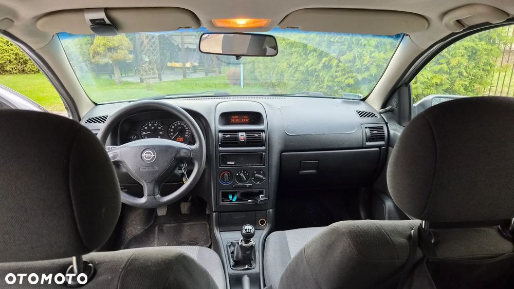 Opel Astra - 10