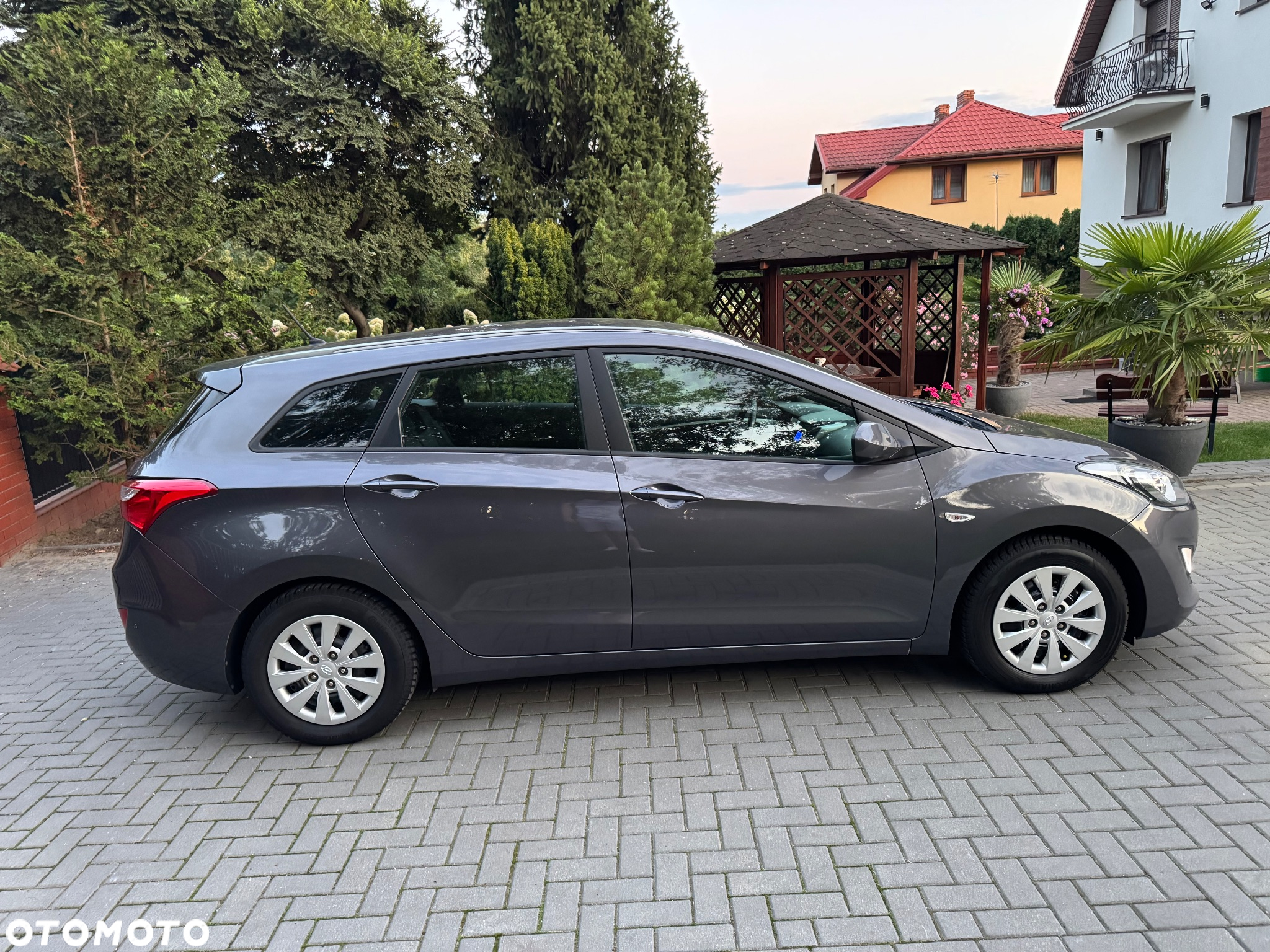 Hyundai i30 1.6 CRDi BlueDrive Comfort - 8