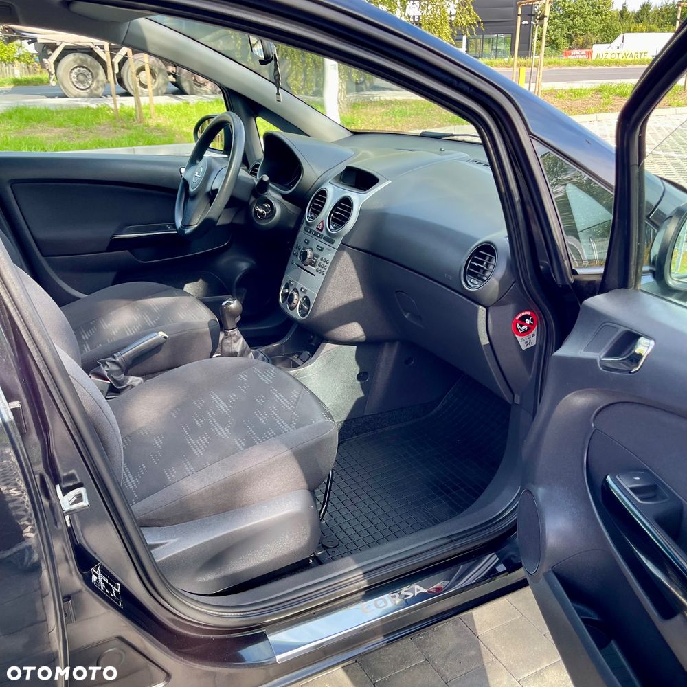 Opel Corsa - 33