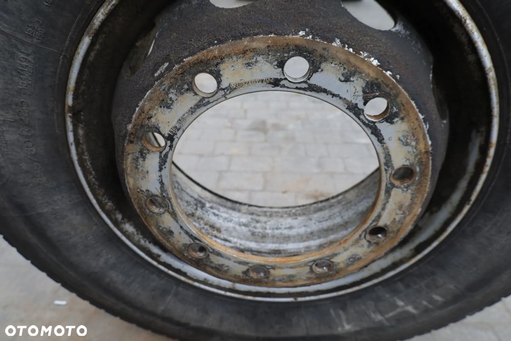 Koła, koło felgi 22,5 opony 295/80 R22.5 - 18