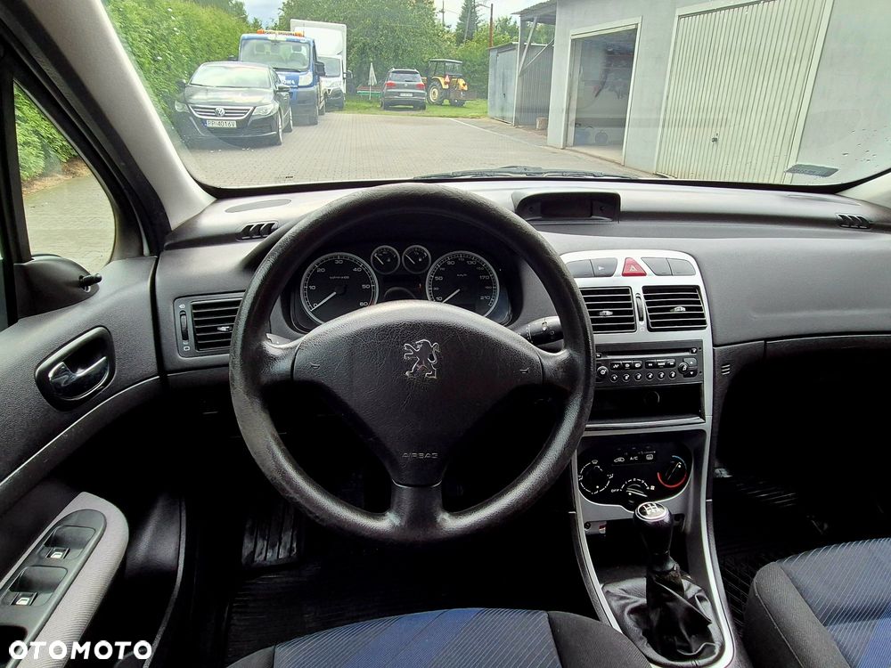 Peugeot 307 - 6