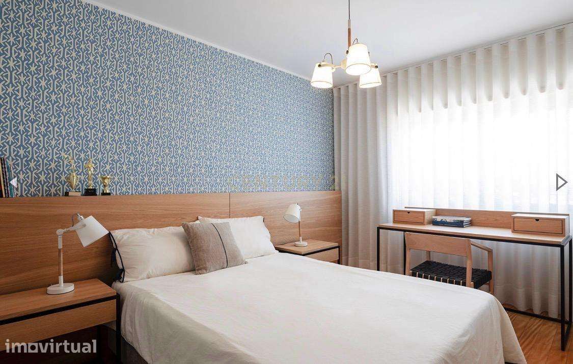 Exclusividade, Conforto e Design Contemporâneo: T3 Duplex no Último An - Grande imagem: 3/21