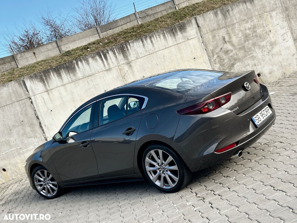 Mazda 3 e-Skyactiv G122 MHEV - 4